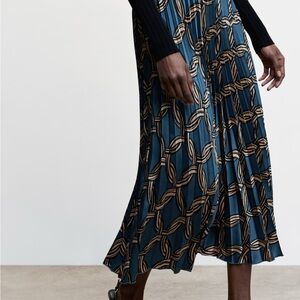 Mango Geometric Pleated Skirt